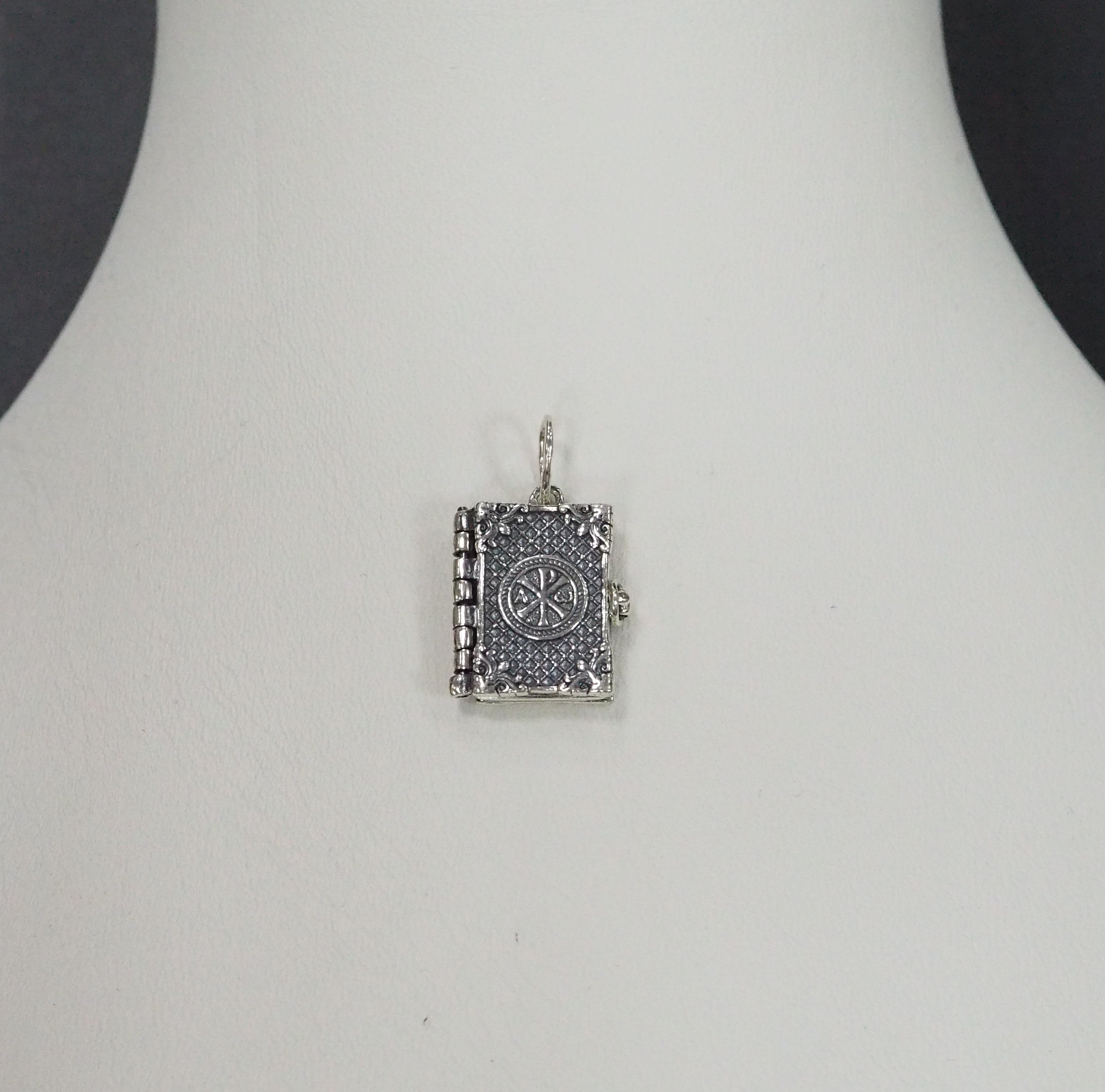 Серебряная подвеска "Скрижаль Псалом 90"